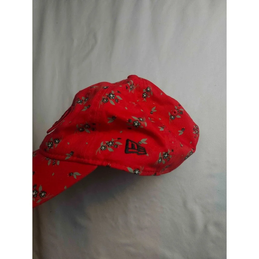 New Era 9TWENTY Atlanta Hawks Baseball Cap Hat Womens OSFM Red Floral NBA NWT